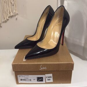 Christian Louboutin So Kate heels